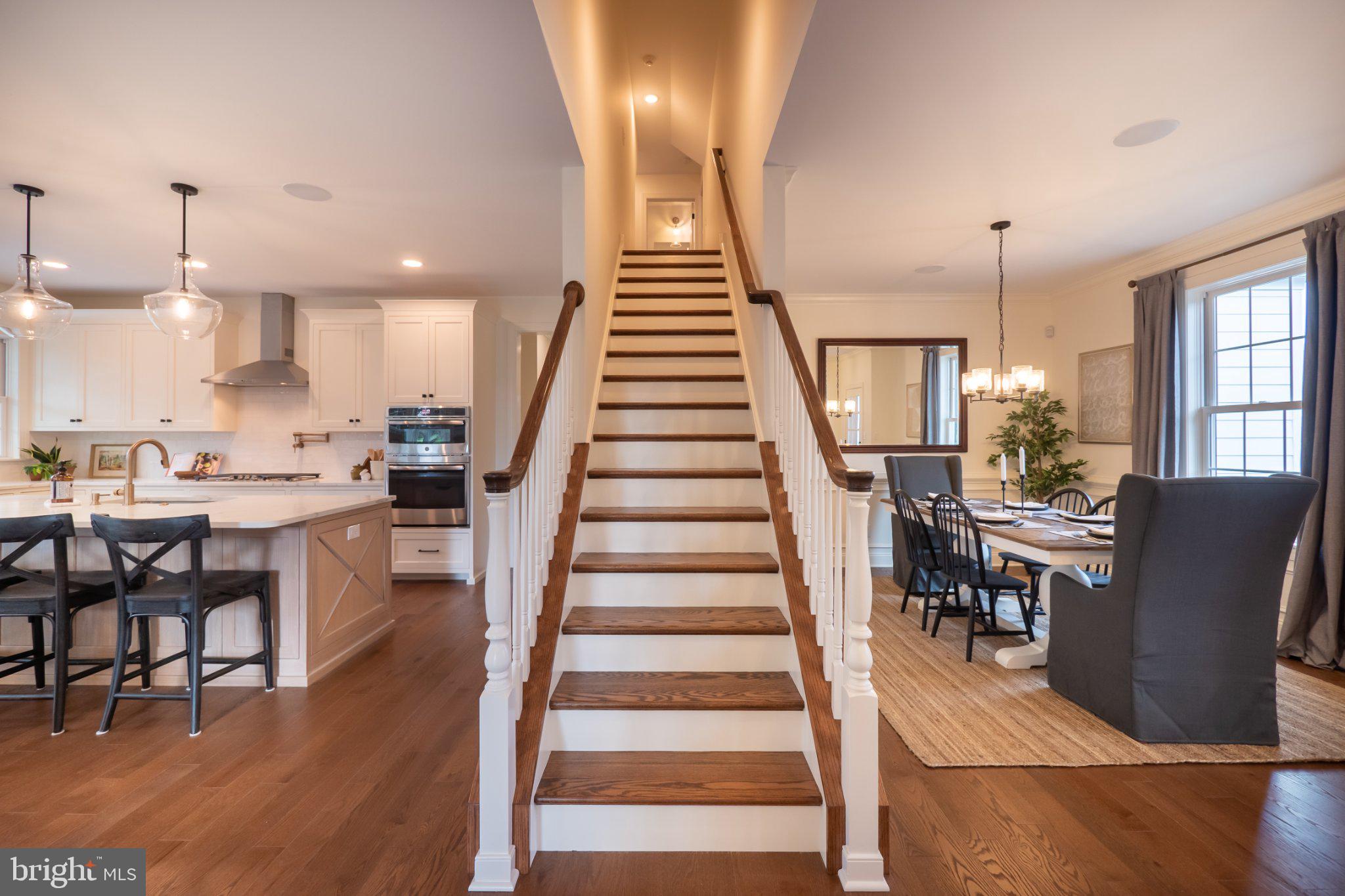 4630 Old Saucon Road Bethlehem, PA 18015 - Photo 15 of 33 a view of entryway and dining room