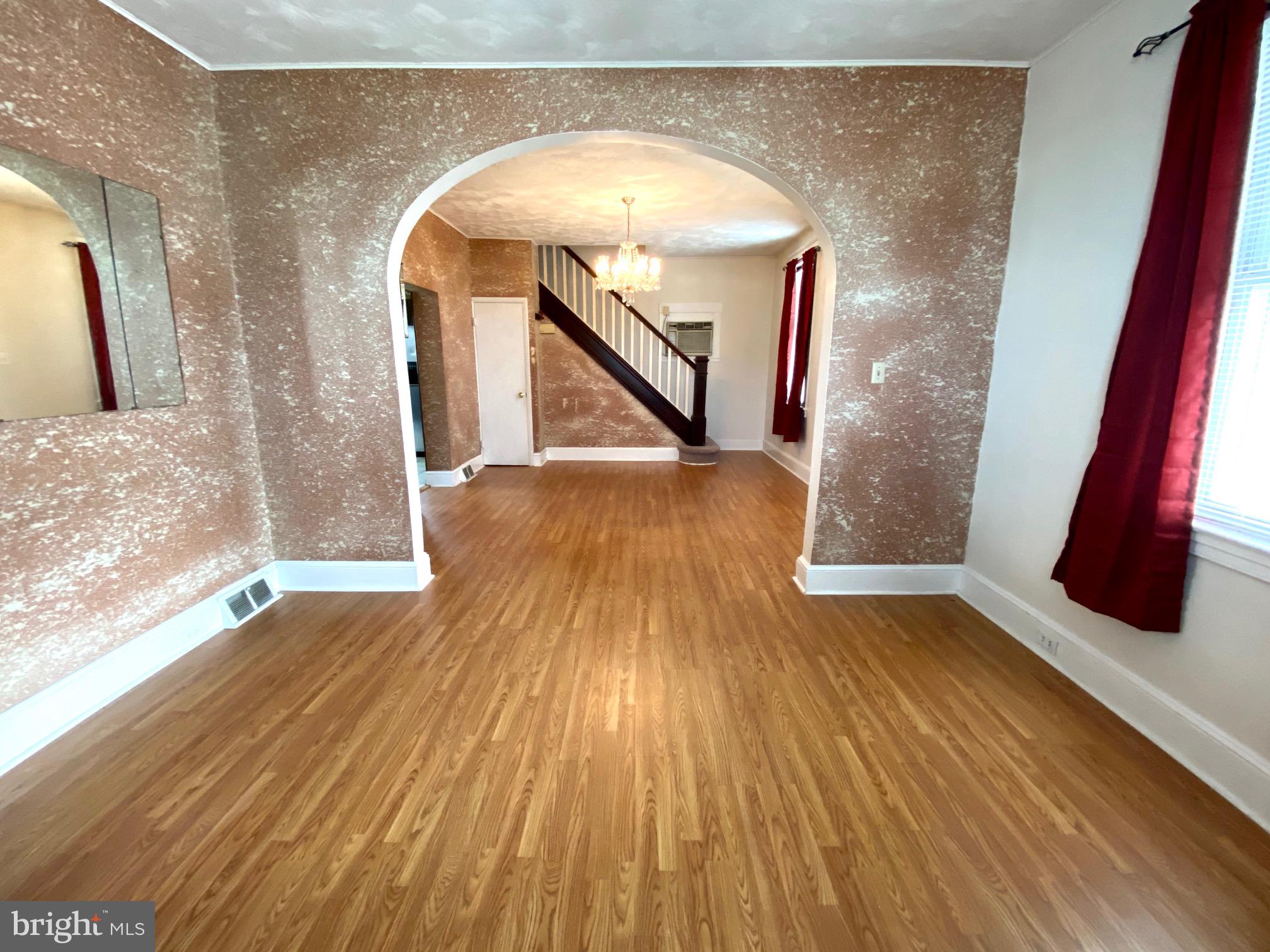 6936 German Hill Road Baltimore, MD 21224 - Photo 4 of 33