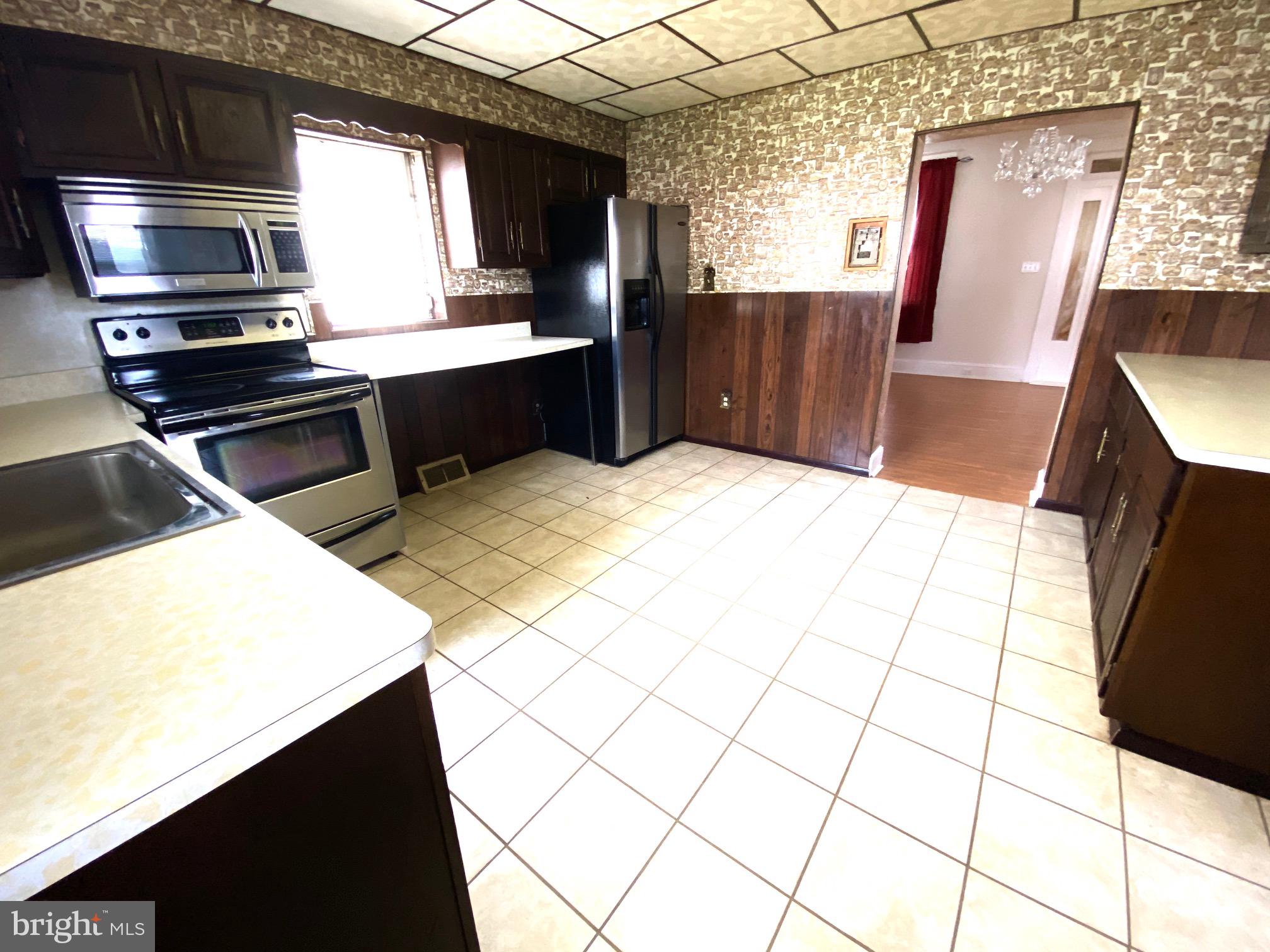 6936 German Hill Road Baltimore, MD 21224 - Photo 8 of 33