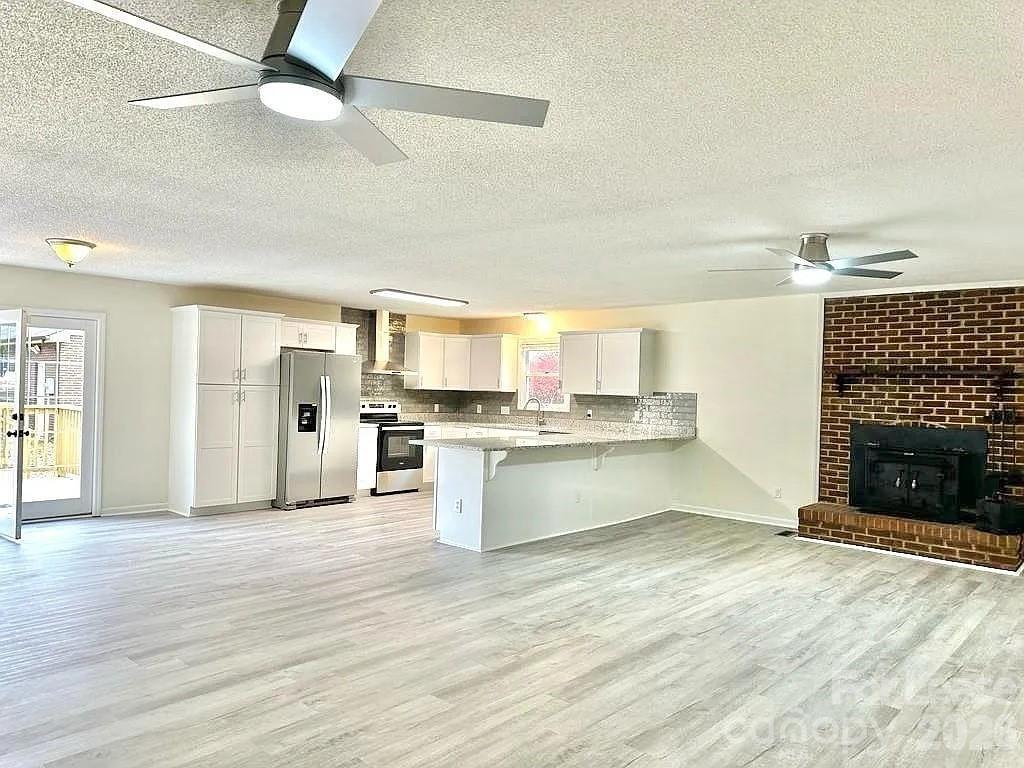 8002 Browne Road Charlotte, NC 28269 - Photo 3 of 15 Gallery Image 3