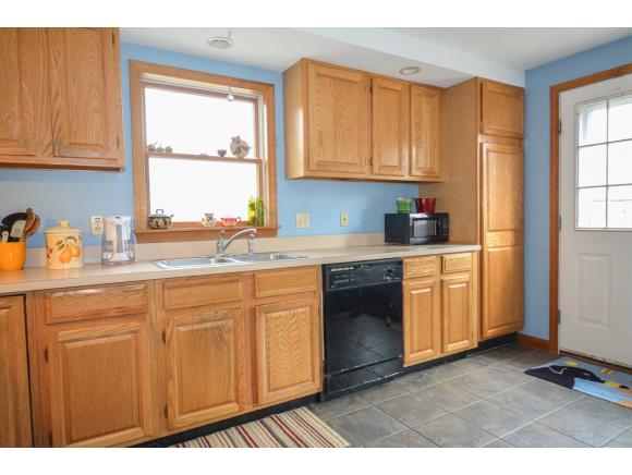391 Maguire Road Kennebunk, ME 04043 - Photo 4 of 21