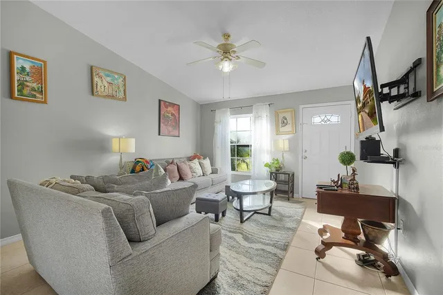 $274,990 | 303 Mariana Way, Kissimmee, FL 34758