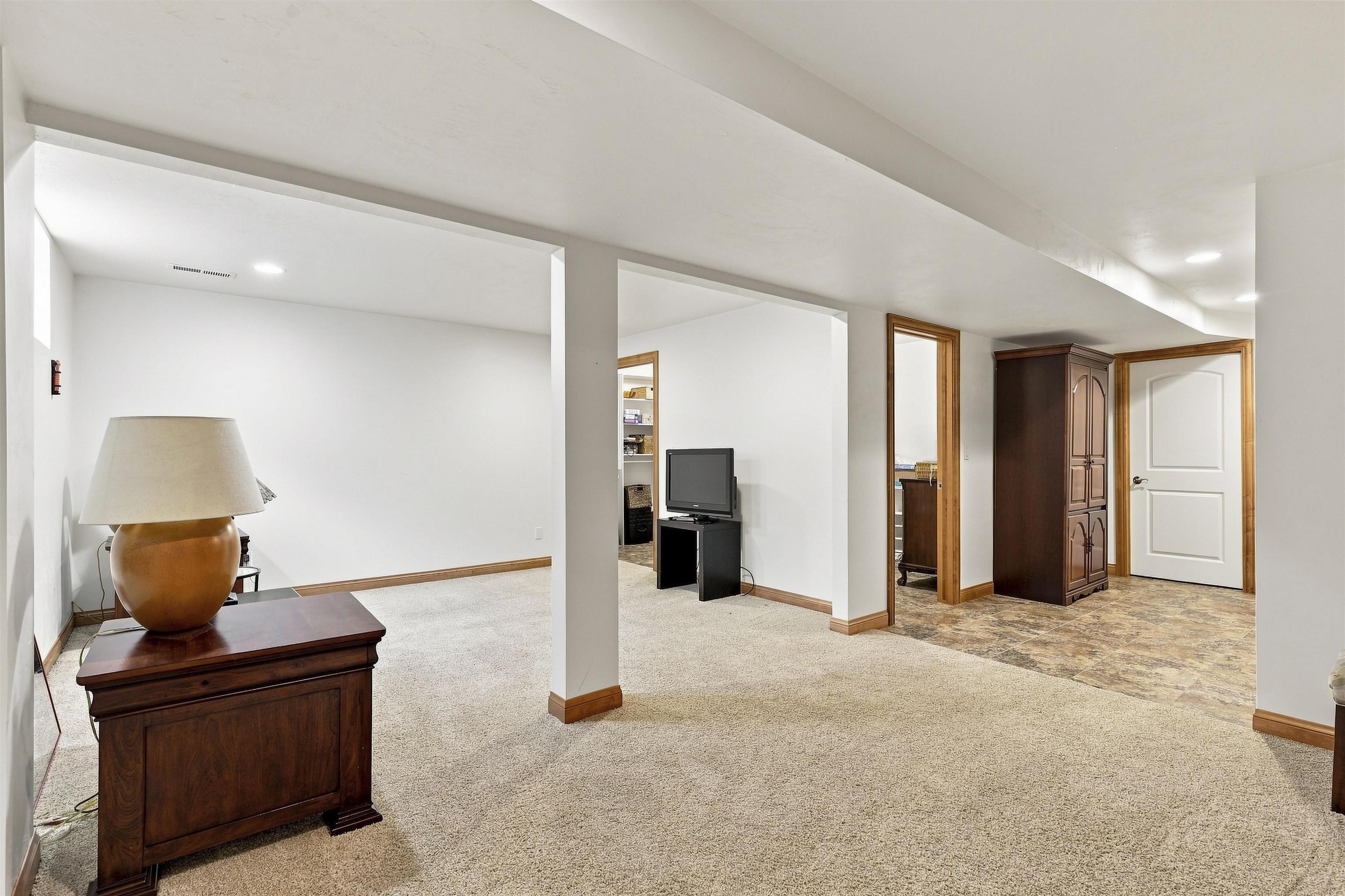 4704 Timber Row Appleton, WI 54913 - Photo 28 of 39 Gallery Image 28