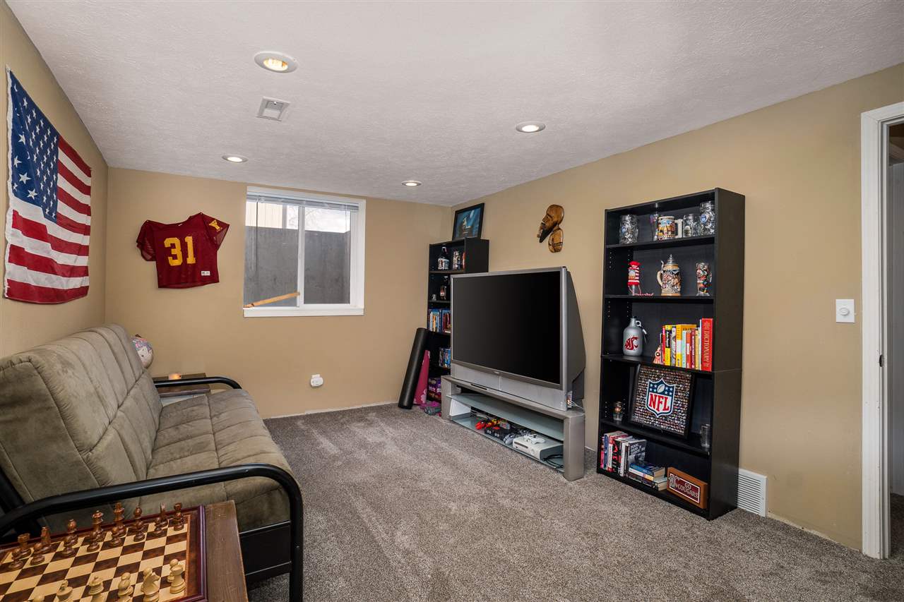 1908 North Rio Grande Lane Greenacres, WA 99016 - Photo 16 of 20 Gallery Image 16