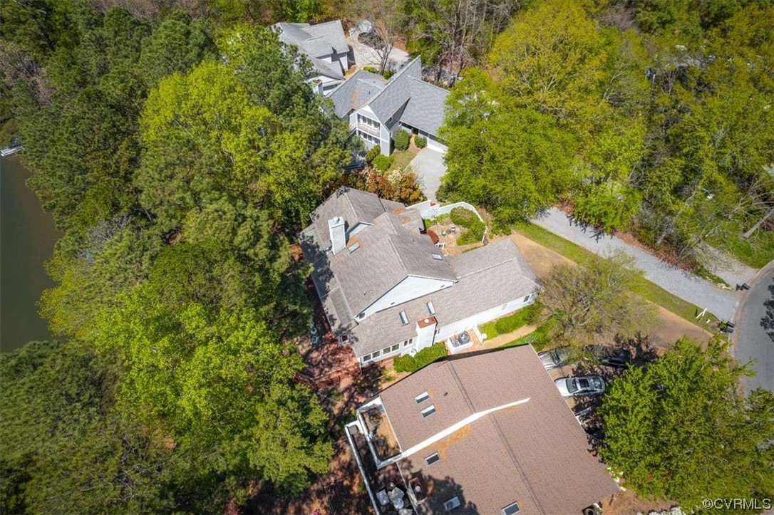 14324 Regatta Pointe Road Midlothian, VA 23112 - Photo 46 of 50 an aerial view of a house with a yard