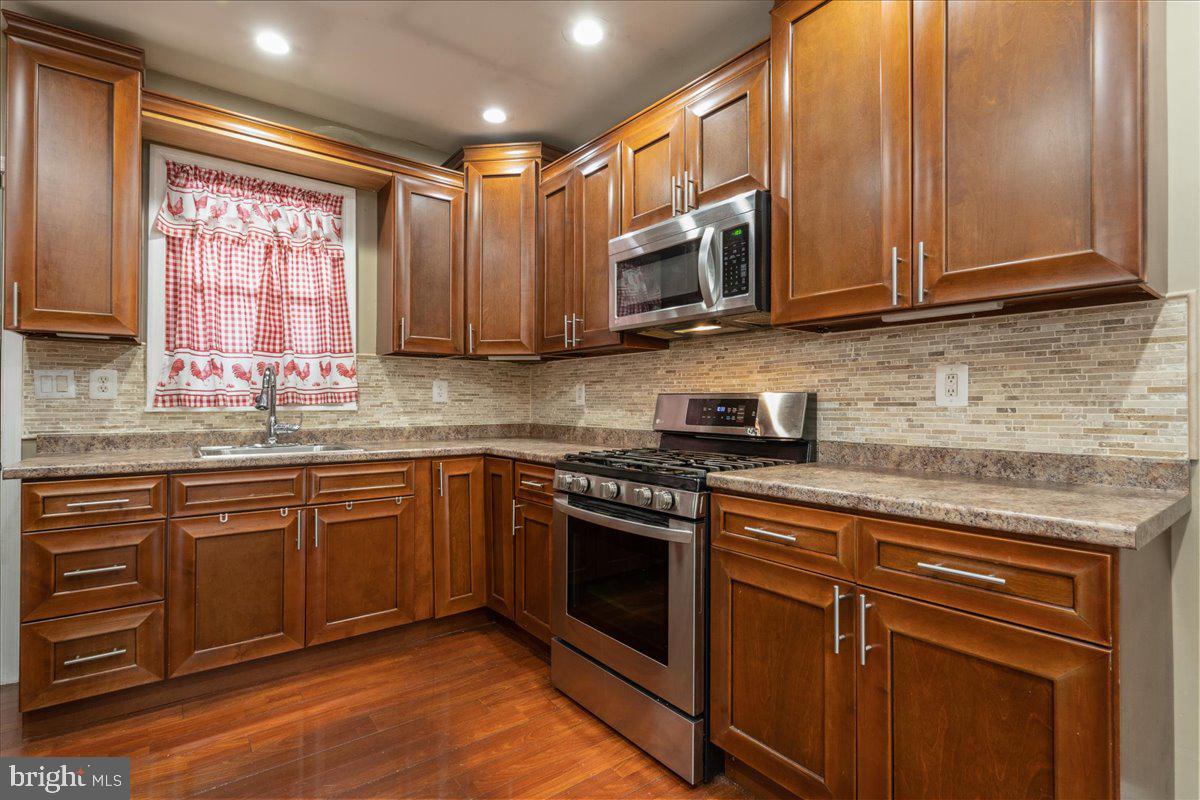 559 Baily Road Lansdowne, PA 19050 - Photo 4 of 21