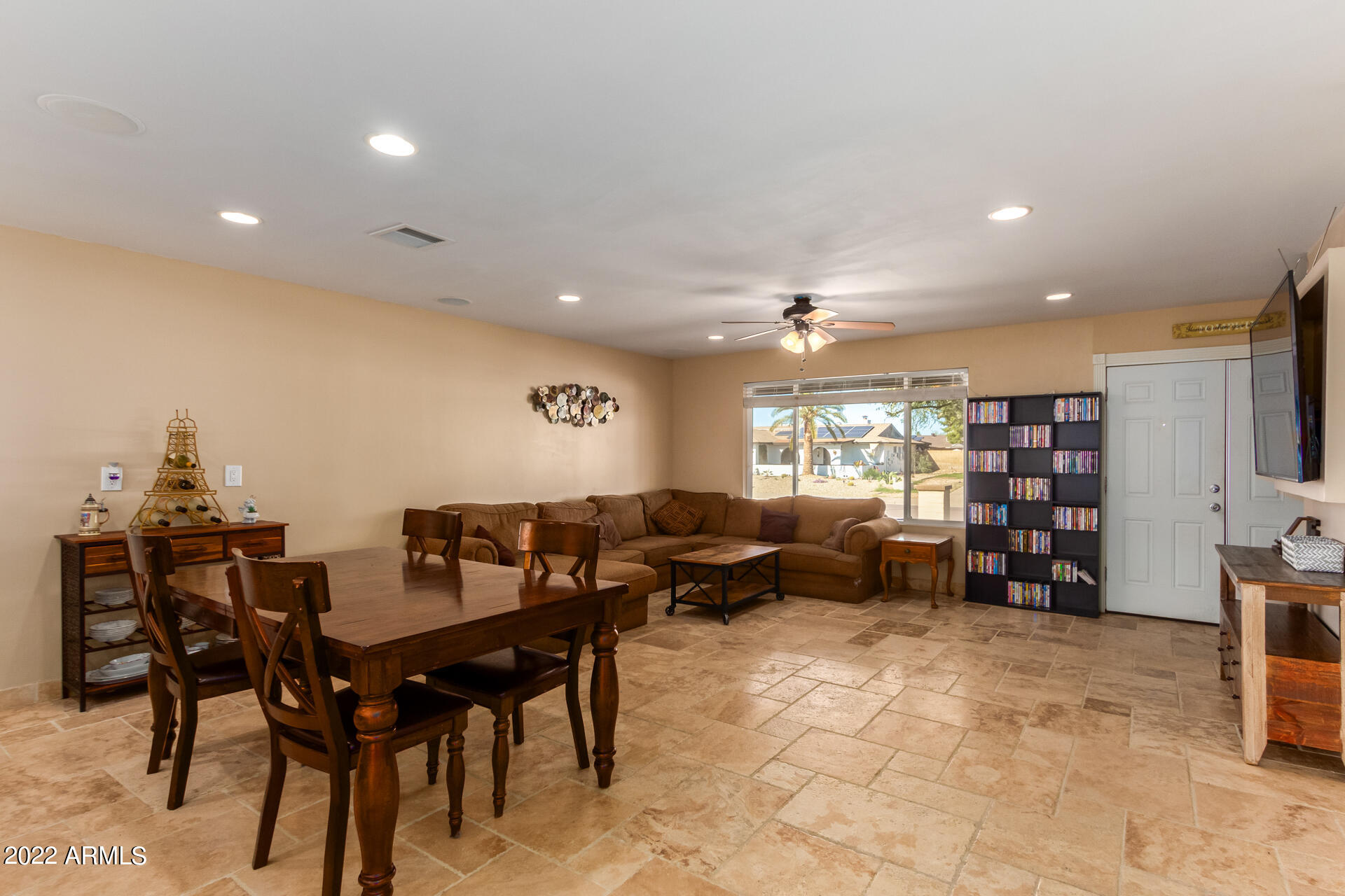 2209 West Utopia Road Phoenix, AZ 85027 - Photo 8 of 35 08- Utopia