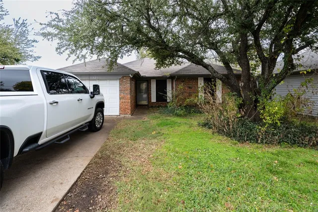 $1,890 | 11323 Golden Triangle Circle, Fort Worth, TX 76244