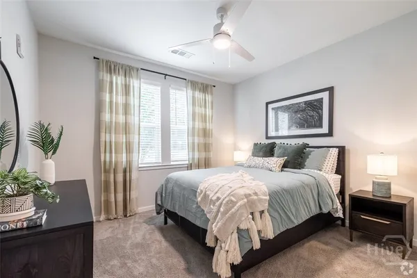 $1,695 | 5670 Ogeechee Road, Unit DOGWOOD, Savannah, GA 31405
