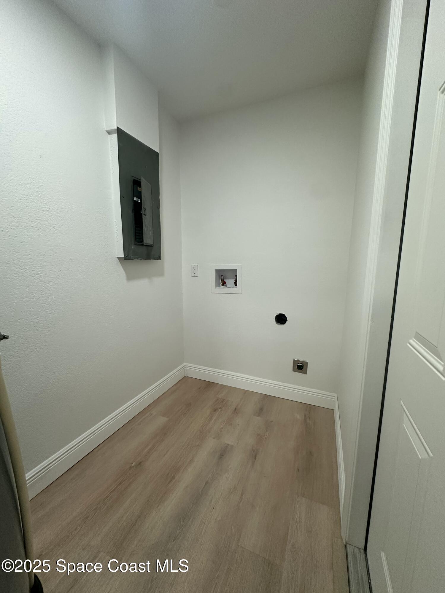 328 Bay Avenue, Unit AB Cocoa, FL 32922 - Photo 15 of 15 Utility room B