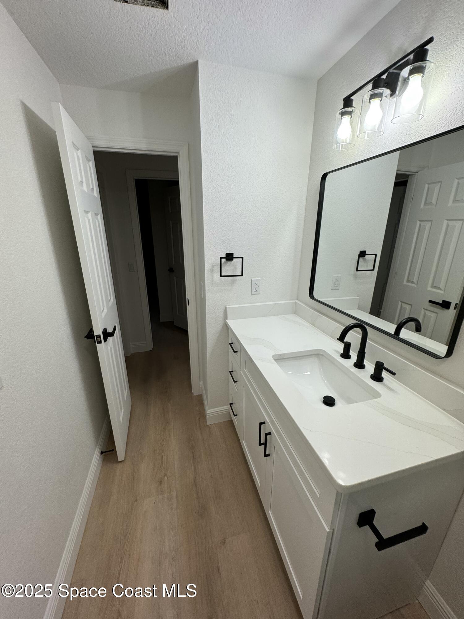 328 Bay Avenue, Unit AB Cocoa, FL 32922 - Photo 7 of 15 Bathroom