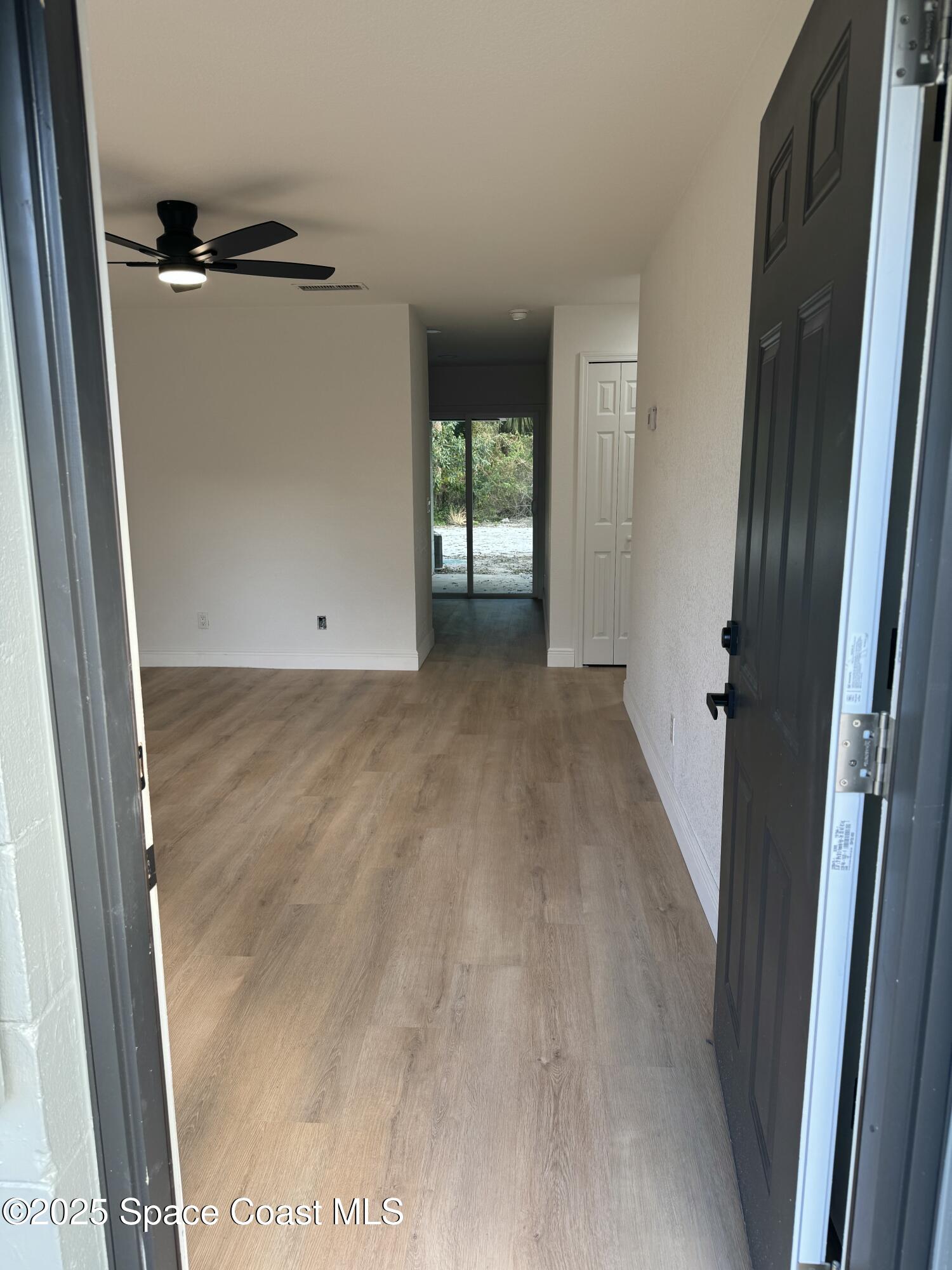 328 Bay Avenue, Unit AB Cocoa, FL 32922 - Photo 9 of 15 Living room B