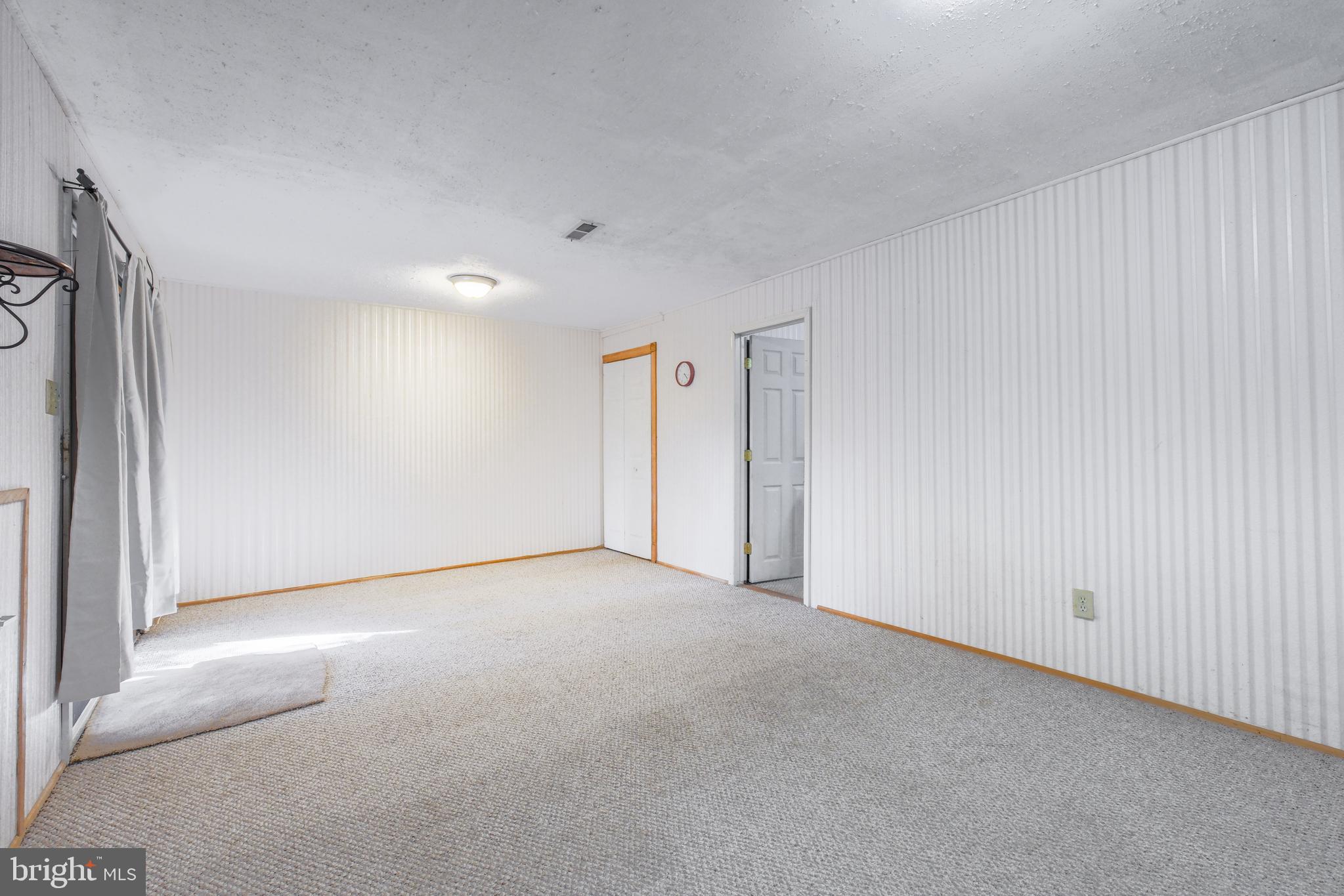 1655 Oak Spring Way Reston, VA 20190 - Photo 44 of 52 4th bedroom