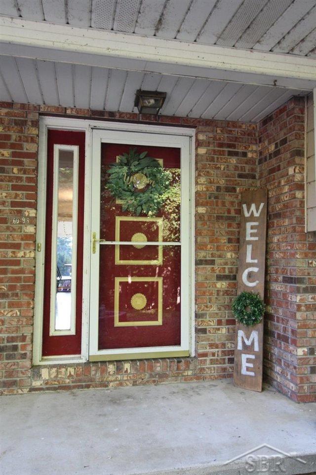 6095 Pinkerton Road Vassar, MI 48768 - Photo 3 of 31 50055518-2.JPG