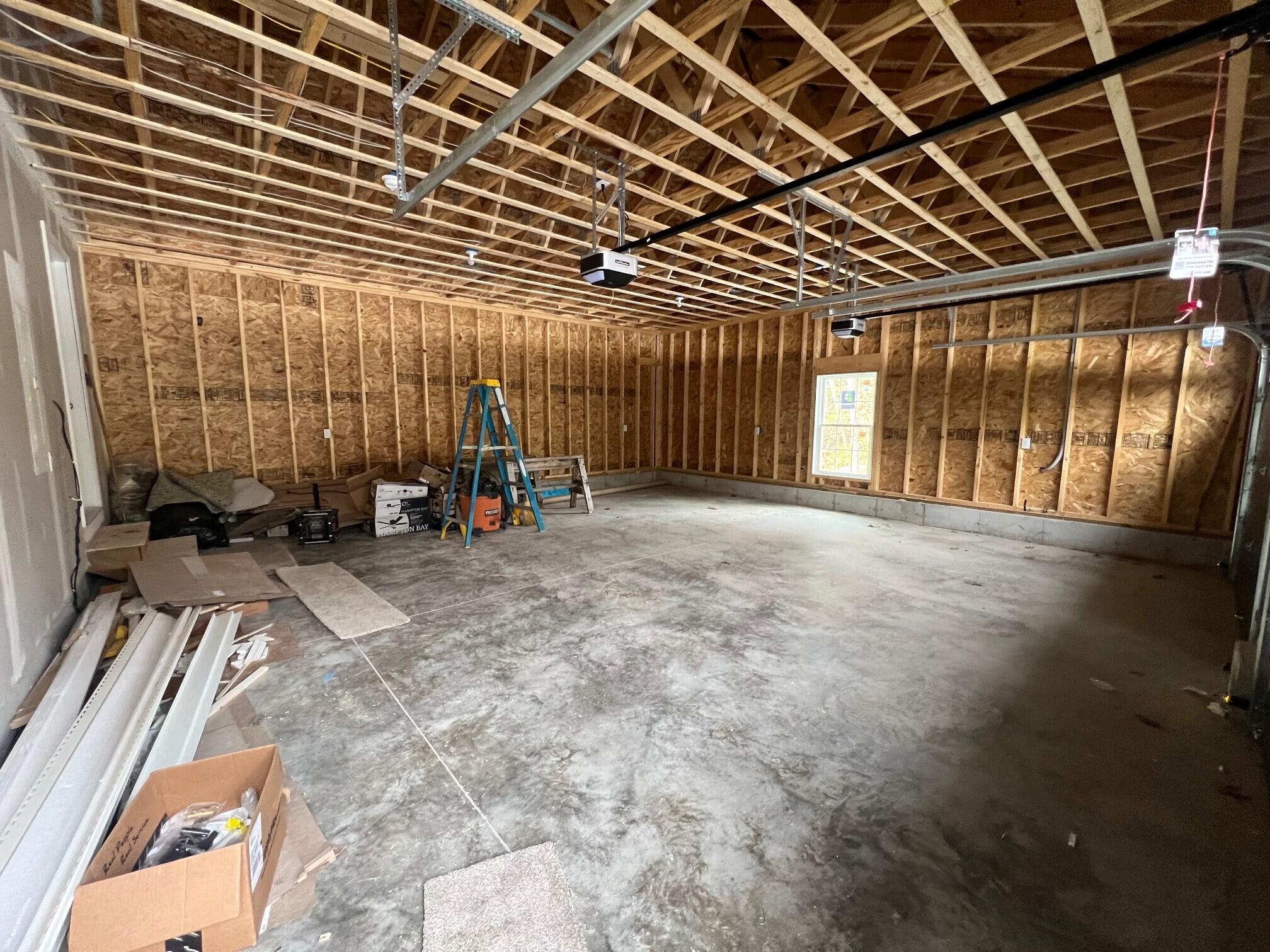 163 Old Country Way Limerick, ME 04048 - Photo 25 of 29 Garage