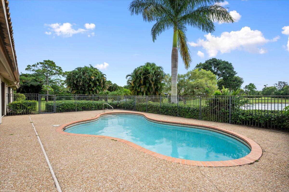 6330 Angus Road Lake Worth, FL 33467 - Photo 12 of 27 20-LUX1716