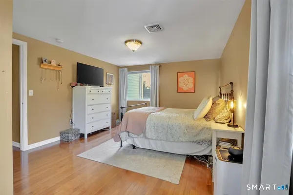 $265,000 | 11 Valley Run Drive, Unit 11, Cromwell, CT 06416