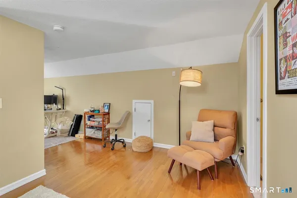 $265,000 | 11 Valley Run Drive, Unit 11, Cromwell, CT 06416