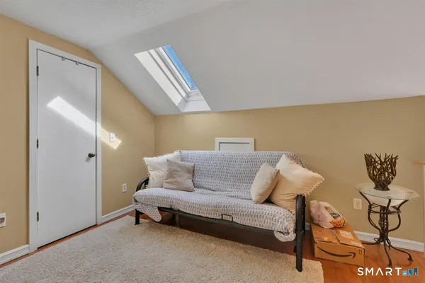 $265,000 | 11 Valley Run Drive, Unit 11, Cromwell, CT 06416