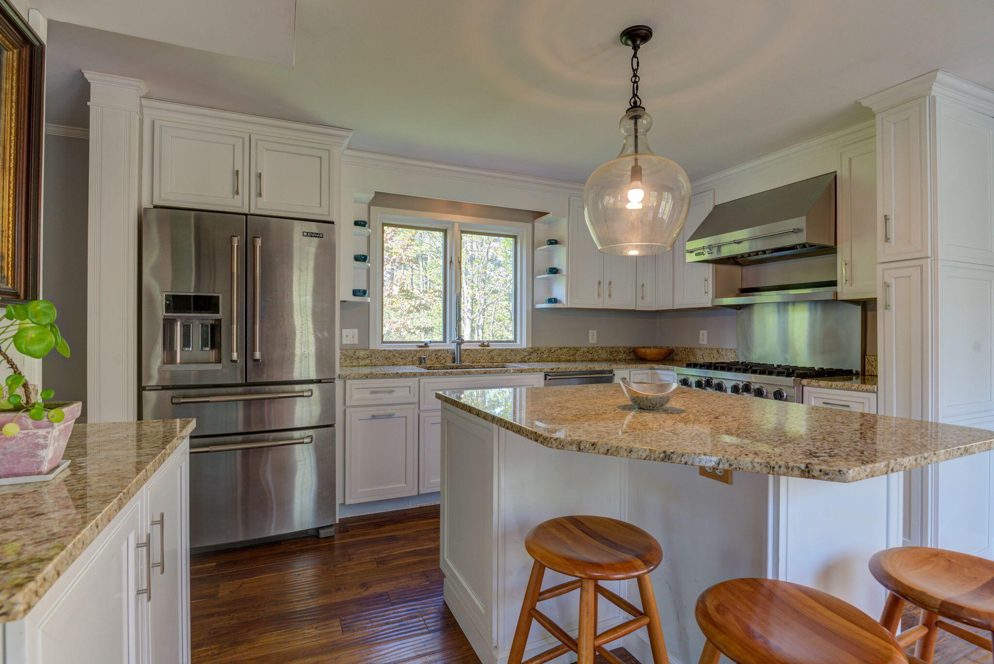 24 Curtis Road Yarmouth, ME 04096 - Photo 11 of 69 Kitchen