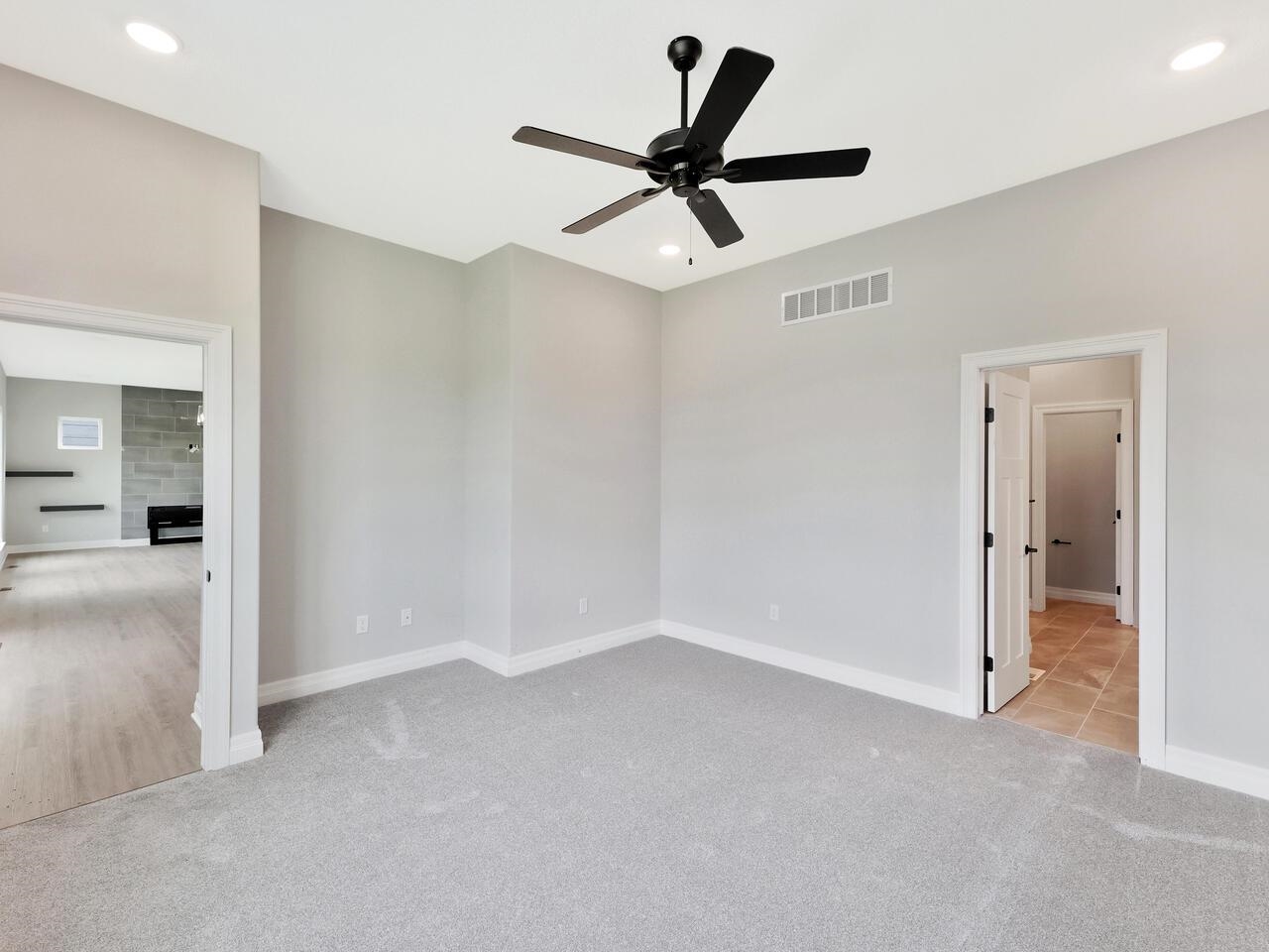 5110 North Delaware Wichita Ks 67204 Wichita, KS 67204 - Photo 14 of 33