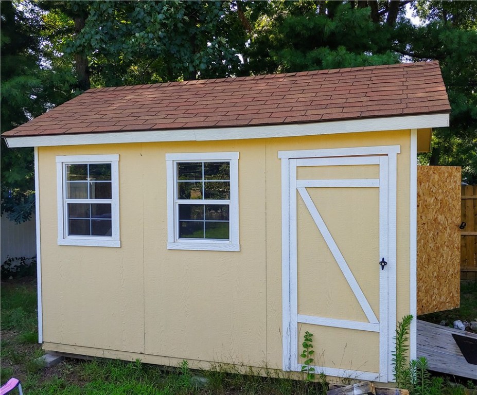 57 Craig Road Warwick, RI 02886 - Photo 25 of 28 Gallery Image 25