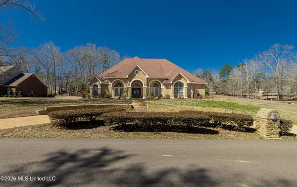 $637,500 | 122 Windsor Boulevard, Brandon, MS 39042