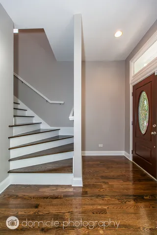 $4,800 | 806 South Oakley Boulevard, Chicago, IL 60612