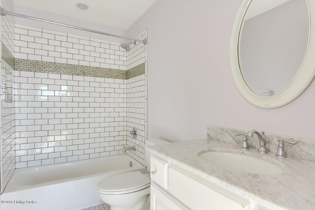 13505 Ridgemoor Drive Prospect, KY 40059 - Photo 29 of 35 tiled shower