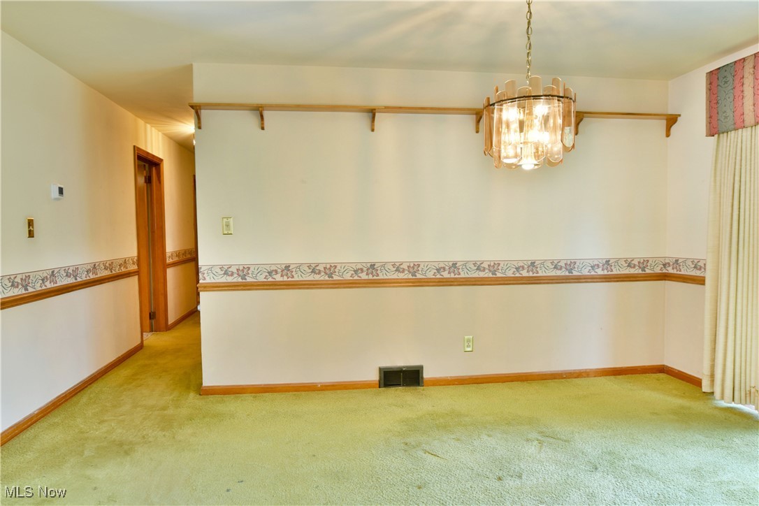 1713 Keefer Road Girard, OH 44420 - Photo 11 of 40 Gallery Image 11