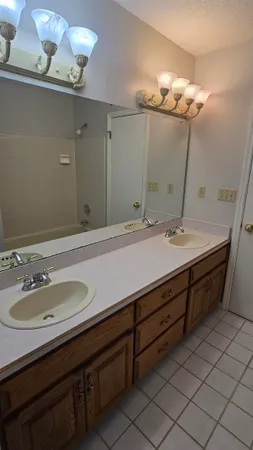 $435,000 | 2221 Glenwood Lane, Tallahassee, FL 32308