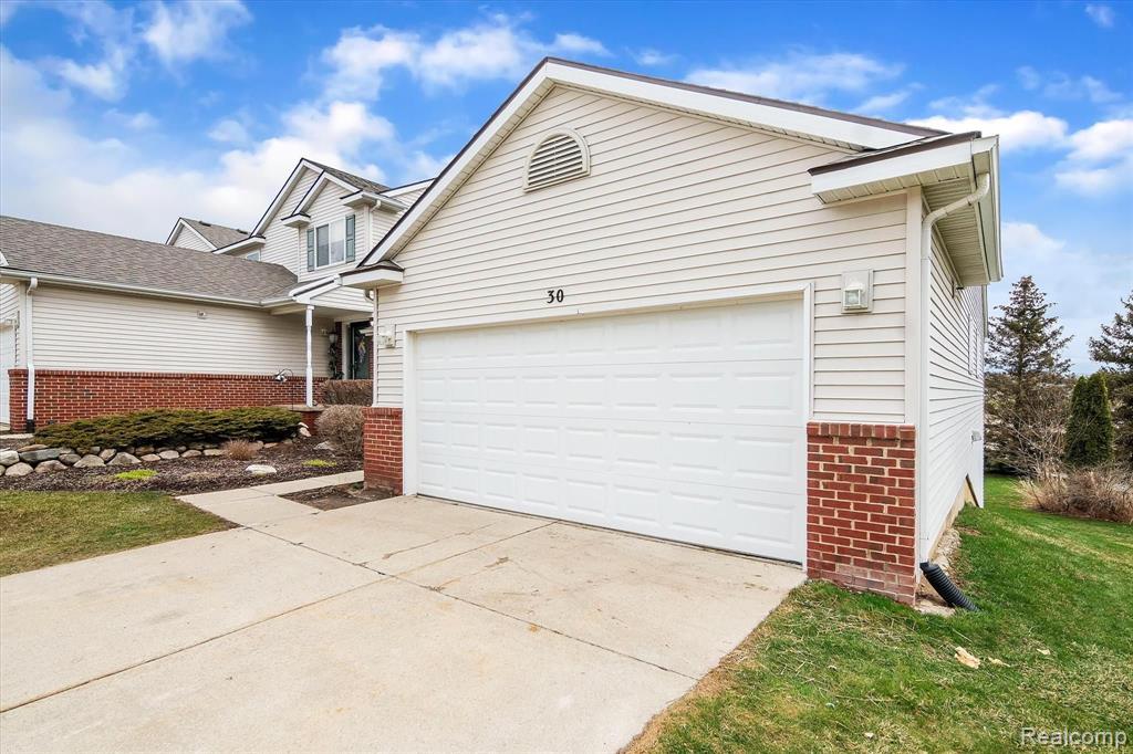 30 Sedum Road Howell, MI 48843 - Photo 3 of 50