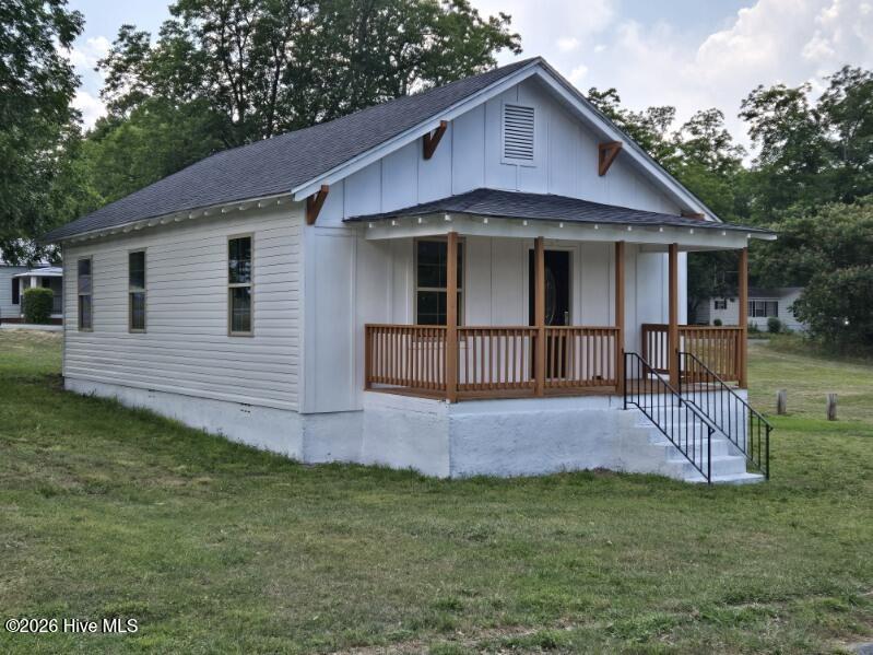 124 Aleo 9th Avenue Rockingham, NC 28379 - Photo 2 of 17