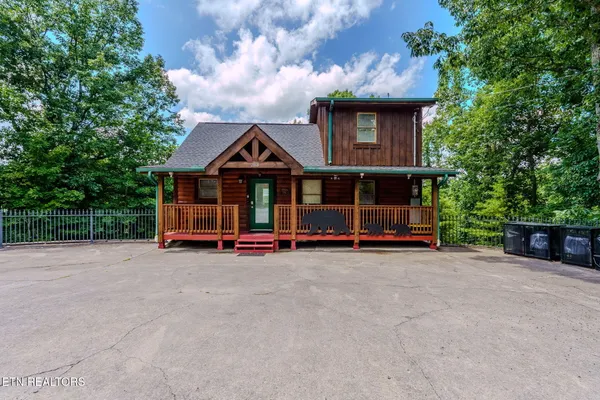 $745,000 | 2868 Pine Haven Drive, Sevierville, TN 37863