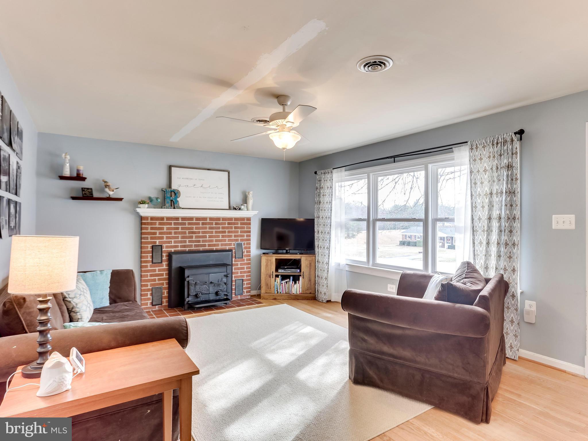 1947 Courthouse Road Stafford, VA 22554 - Photo 2 of 30 Family Room