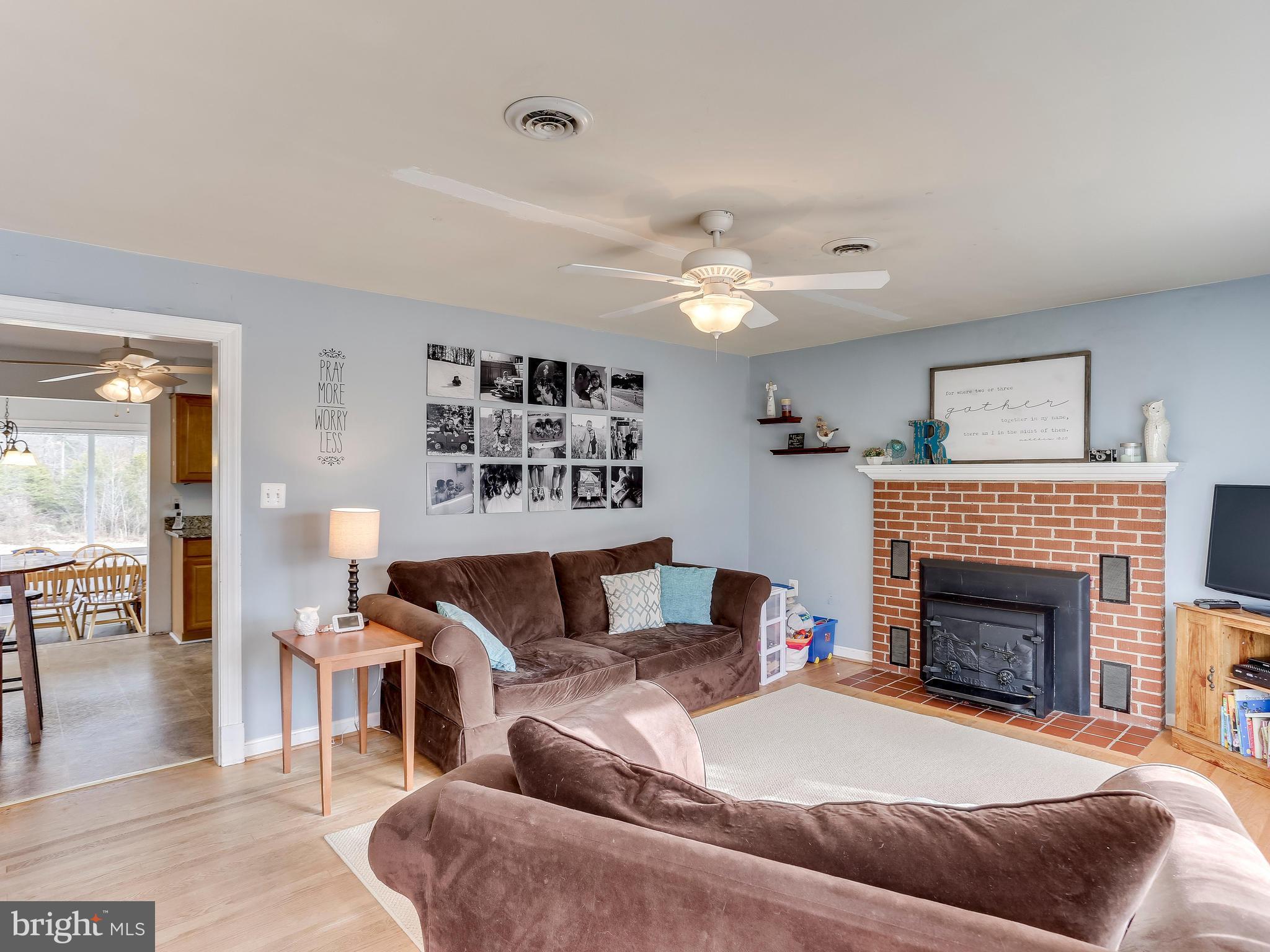 1947 Courthouse Road Stafford, VA 22554 - Photo 4 of 30 Family Room