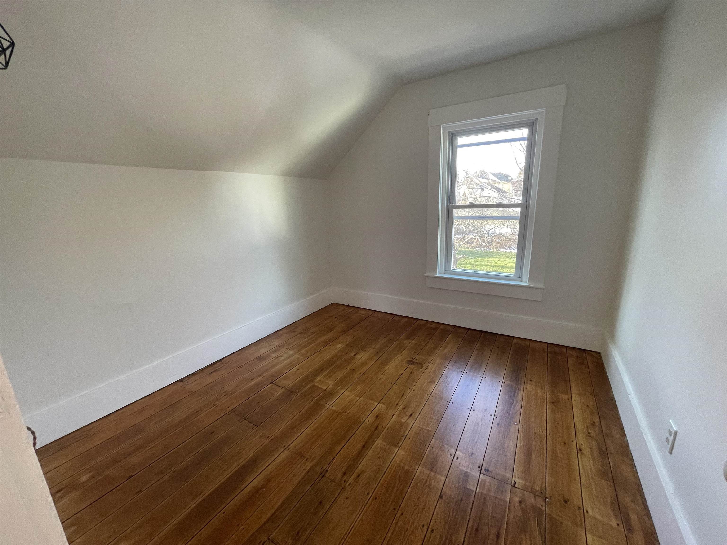 87 Granger Street, Unit 2 Rutland, VT 05701 - Photo 11 of 18