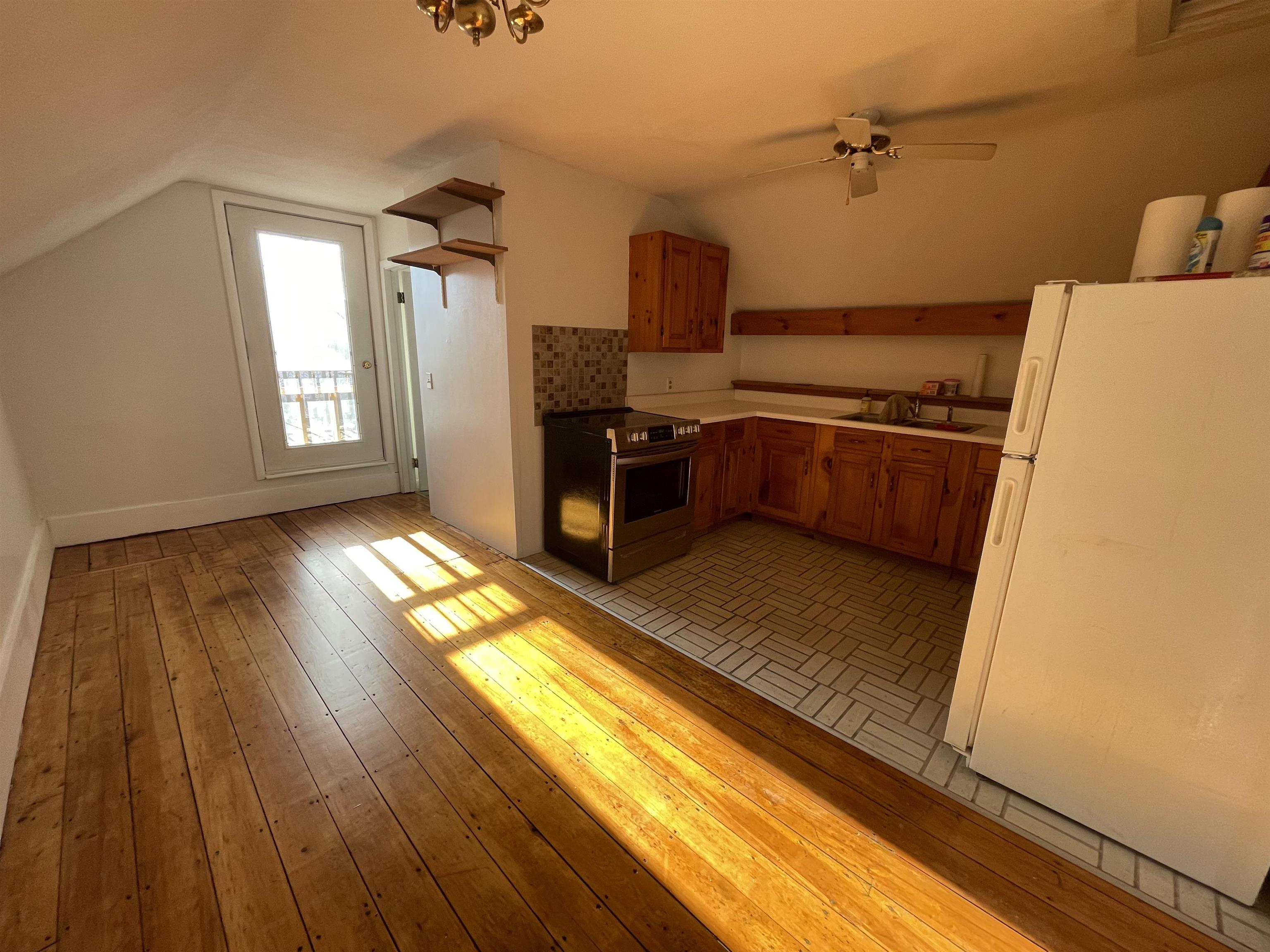 87 Granger Street, Unit 2 Rutland, VT 05701 - Photo 15 of 18