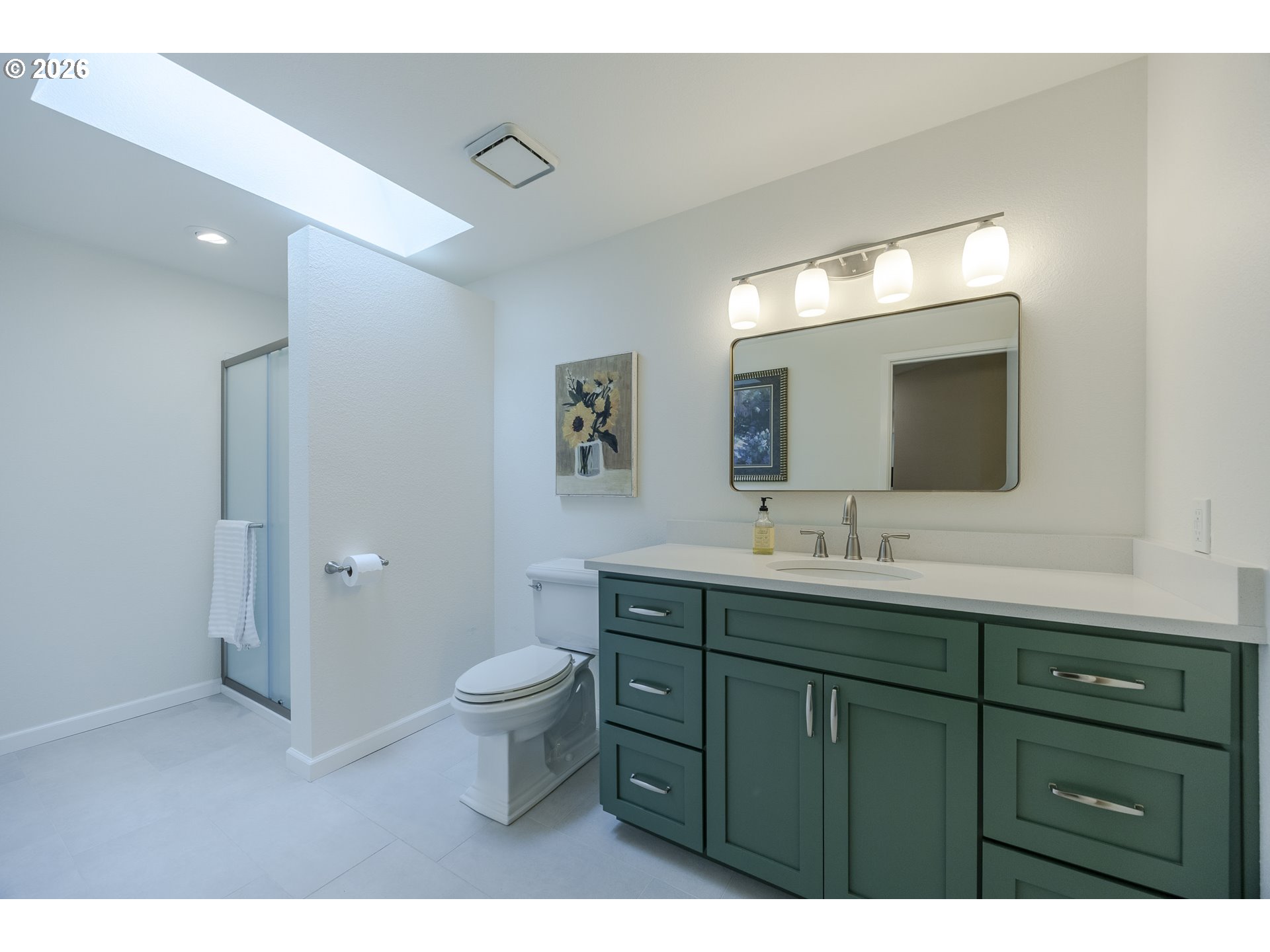2071 Musket Street Eugene, OR 97408 - Photo 36 of 46 Bathroom