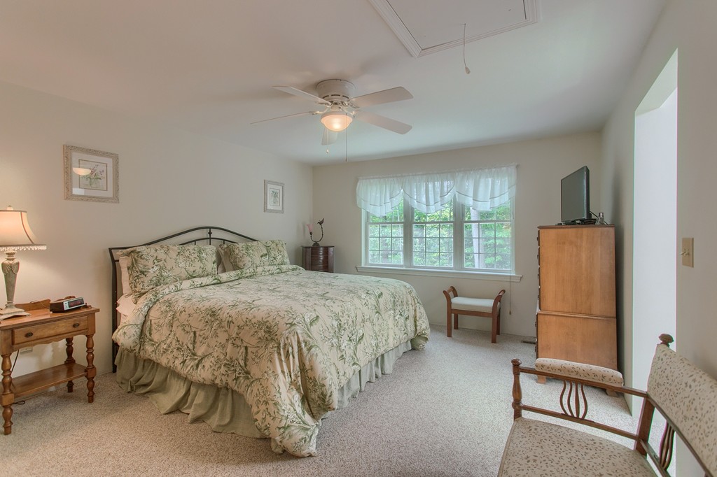 401 Ridgefield Circle, Unit D Clinton, MA 01510 - Photo 19 of 30 Gallery Image 19