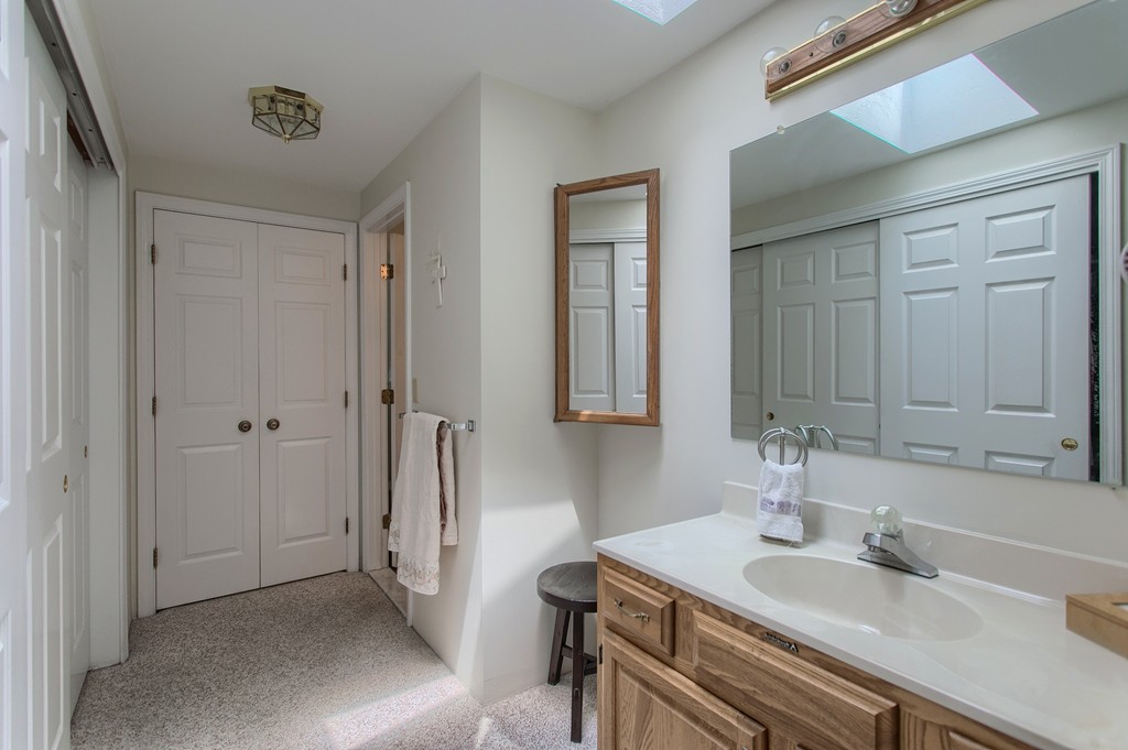 401 Ridgefield Circle, Unit D Clinton, MA 01510 - Photo 21 of 30 Gallery Image 21