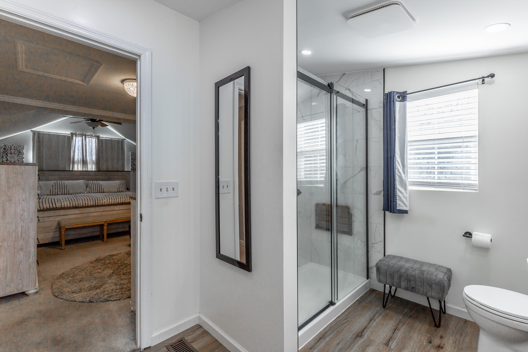 1603 Castleberry Avenue East Ridge, TN 37412 - Photo 14 of 28 Primary Bathroom