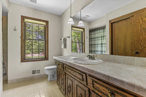 $575,000 | N10-w27274 Rolling Ridge Drive, Waukesha, WI 53188