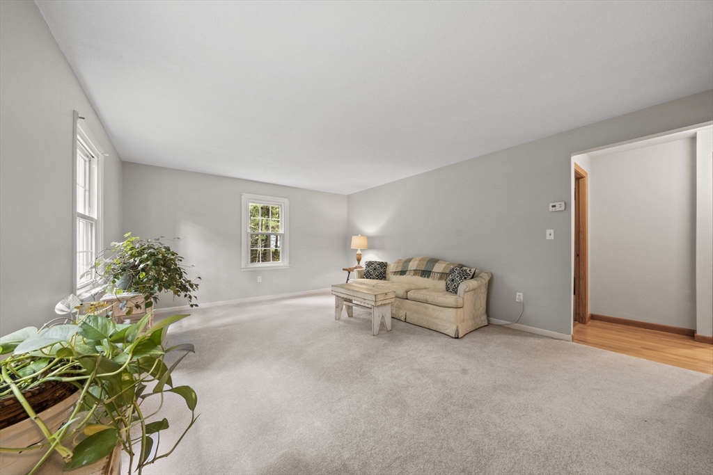20 Aldana Road Halifax, MA 02338 - Photo 6 of 34