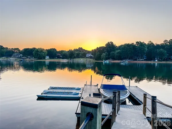 $1,499,000 | 175 Woodstream Circle, Mooresville, NC 28117