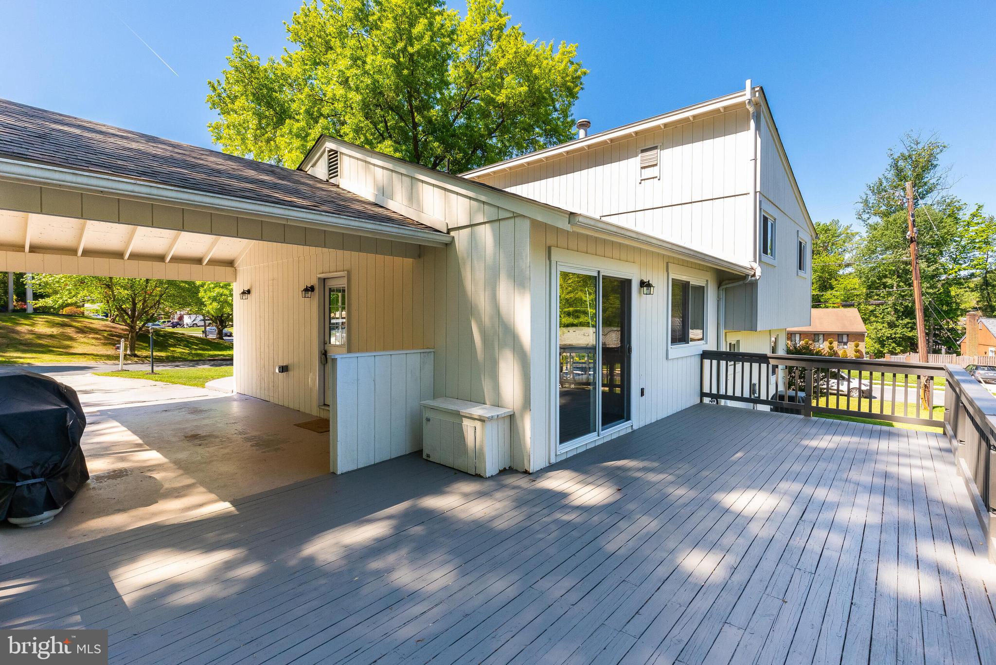 13201 Wilton Oaks Drive Silver Spring, MD 20906 - Photo 23 of 34 Large deck