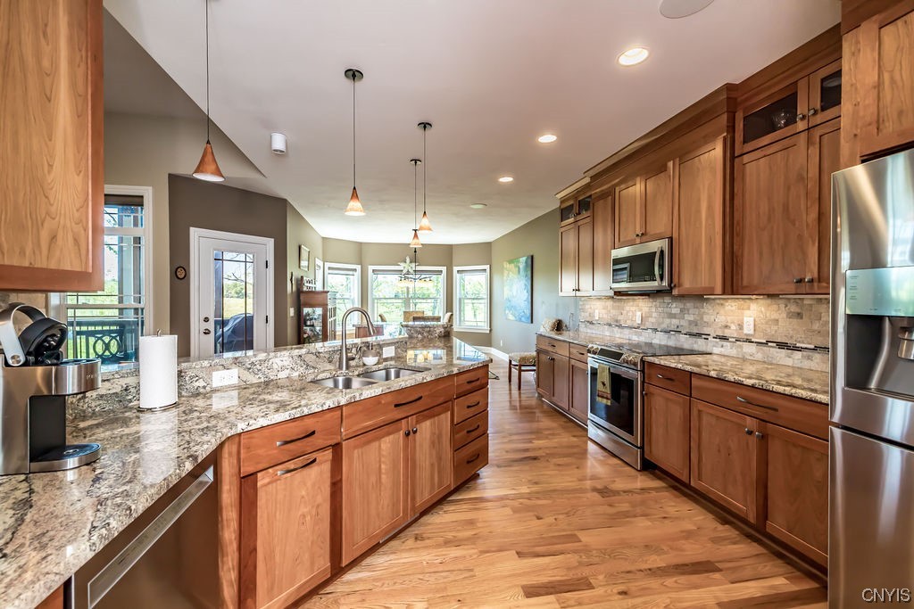 3477 Long Shadow Drive Lysander, NY 13027 - Photo 19 of 49