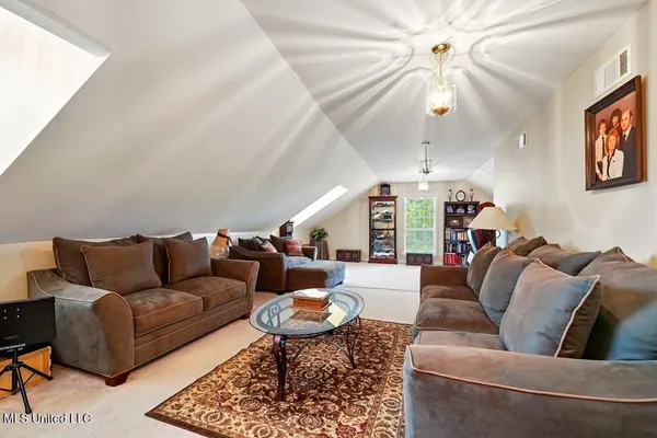 $990,000 | 11084 Road 231, Picayune, MS 39466