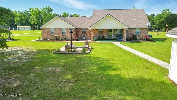 $990,000 | 11084 Road 231, Picayune, MS 39466
