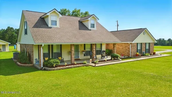 $990,000 | 11084 Road 231, Picayune, MS 39466